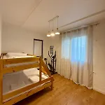 Proper 1 * Tirana