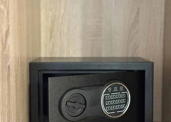 Proper 1 Lägenhet Tirana