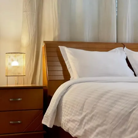 Proper 1 Apartamento *